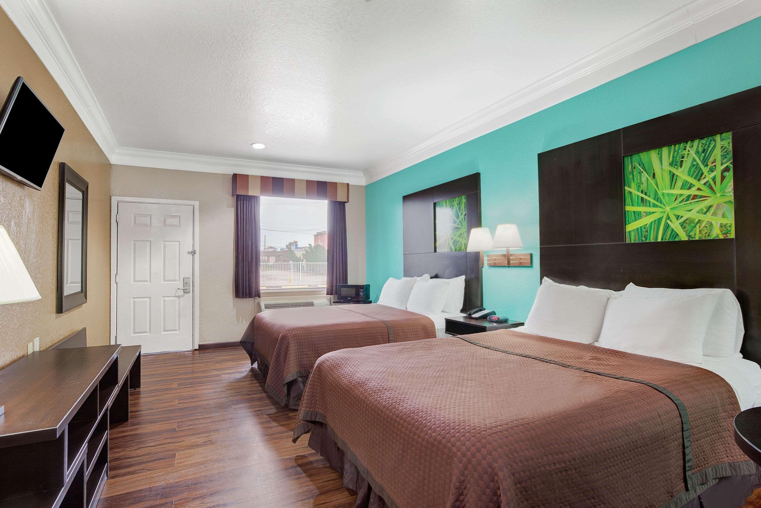 Super 8 by Wyndham Galveston Hotell Eksteriør bilde