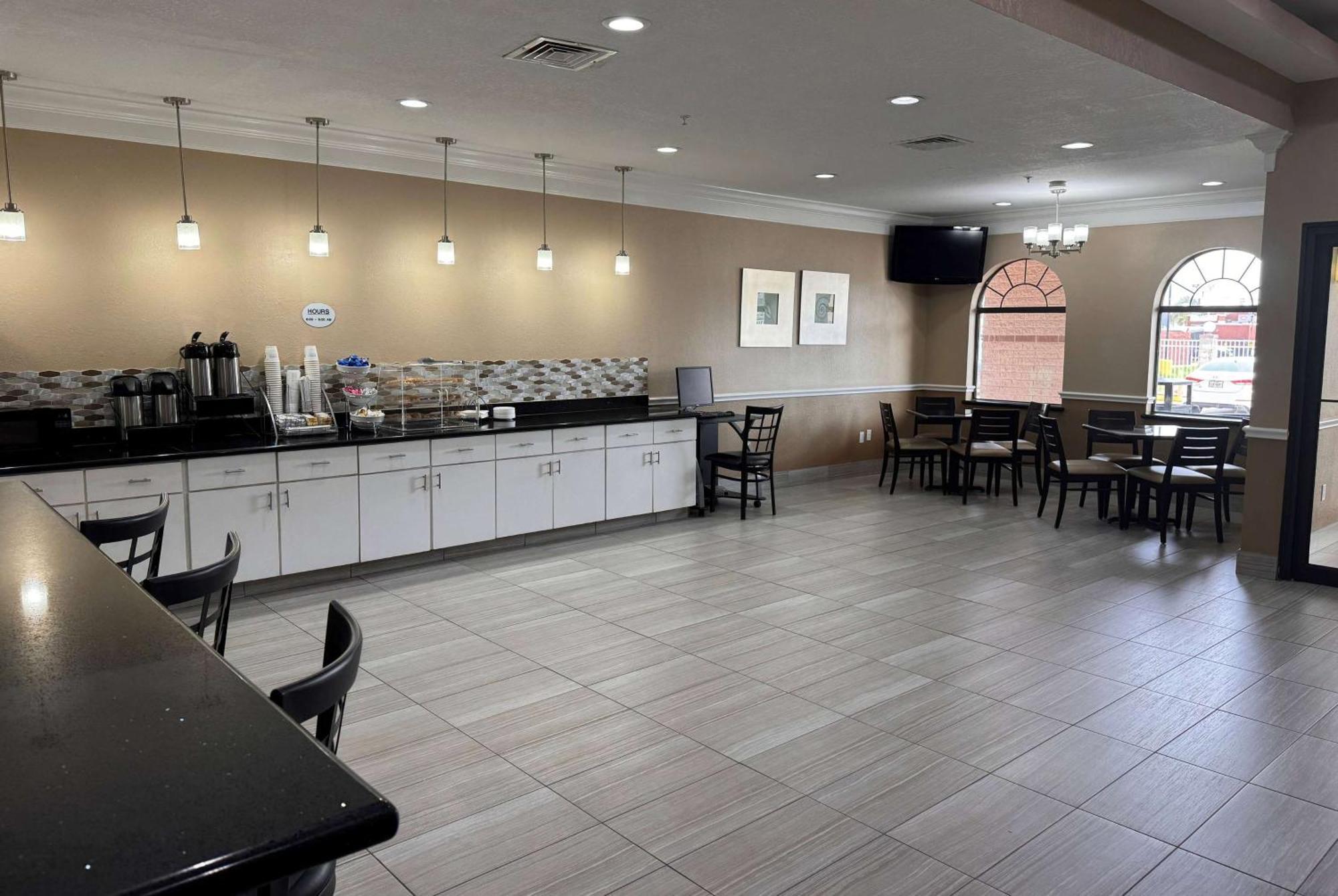 Super 8 by Wyndham Galveston Hotell Eksteriør bilde