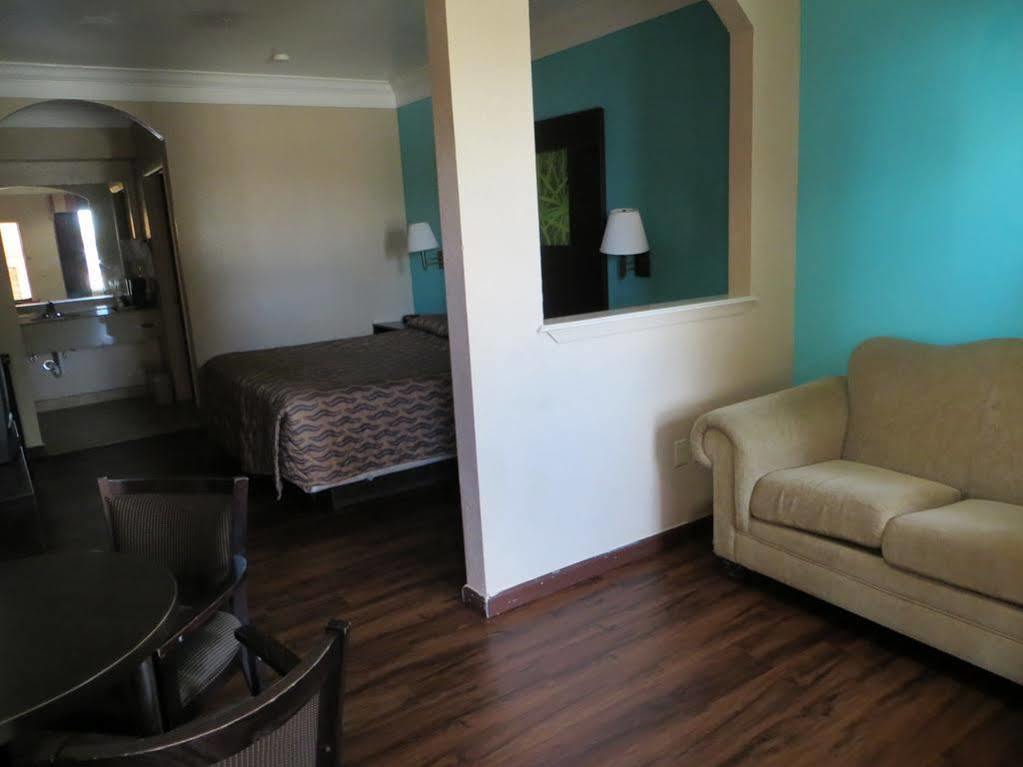 Super 8 by Wyndham Galveston Hotell Eksteriør bilde